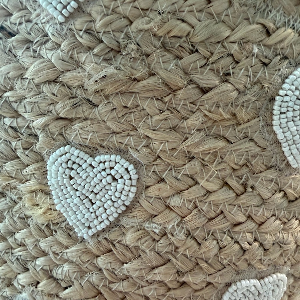 Handcrafted Tan Woven Heart Bag - Picture 3 of 7
